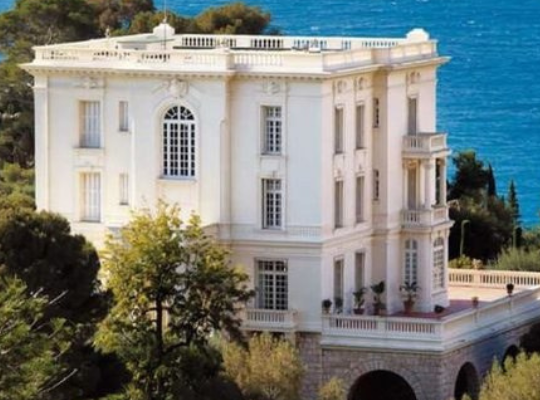 Villas y casas de celebridades en Italia Francia